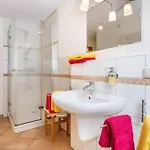 Haus Helene Clausen Apartment Pellworm