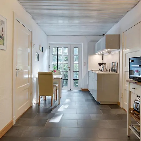 Haus Helene Clausen * Pellworm