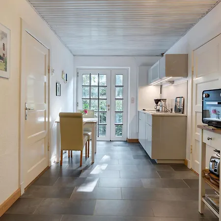 Haus Helene Clausen * Pellworm