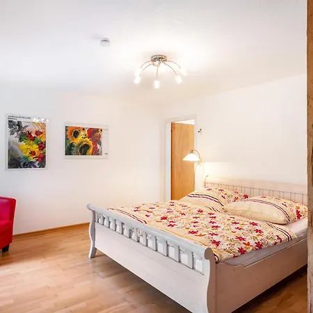 Haus Helene Clausen 아파트 펠웜