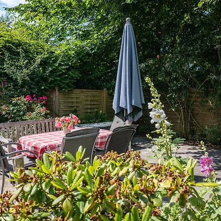 Haus Helene Clausen 아파트 *